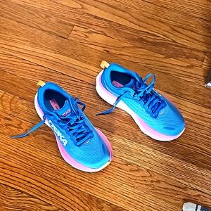 Hoka brand new without tags women's Bondi 8 size 7.5